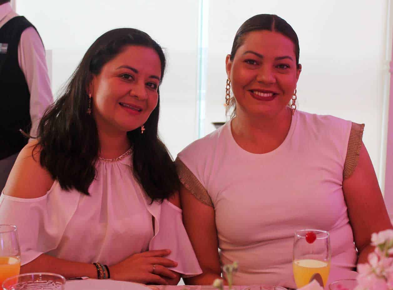 Alicia y Brisa