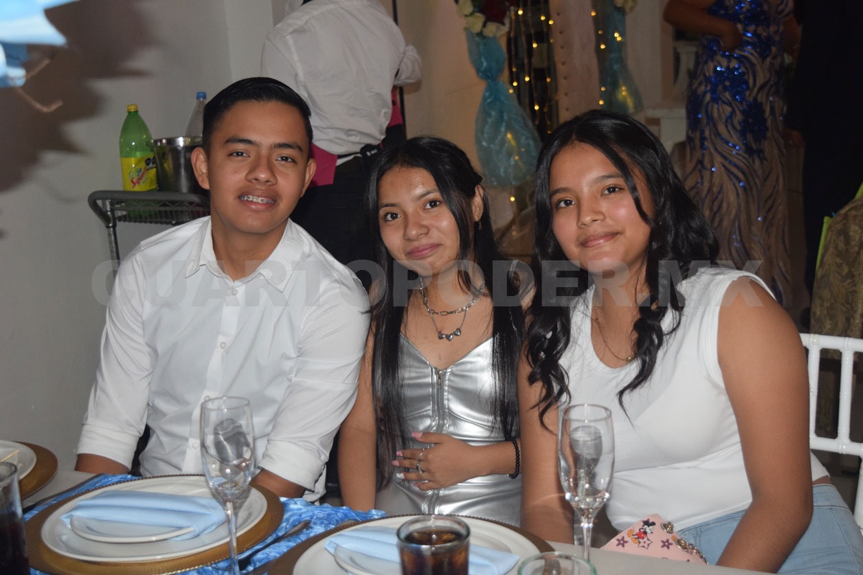 Fiesta de XV años para Romina