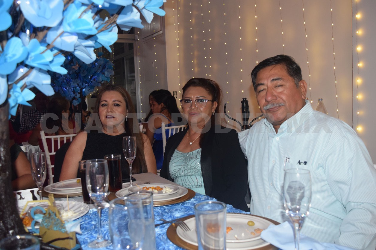 Fiesta de XV años para Romina