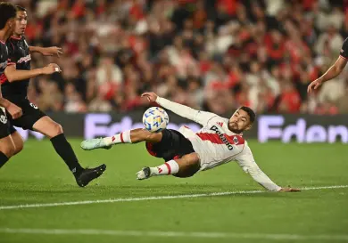 River Plate se mide hoy con Urawa Reds