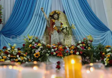 Con algarabía festejan a San Juan Bautista