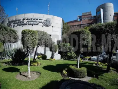 Sheinbaum deja en manos del TEPJF decisión sobre 46 candidatos no elegibles a cargos judiciales