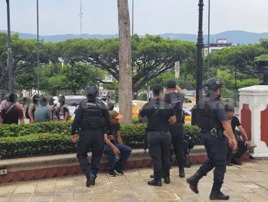 Hieren con cuchillo a joven por resistirse a asalto
