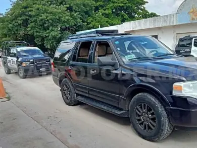 Recuperan vehículo robado tras operativo