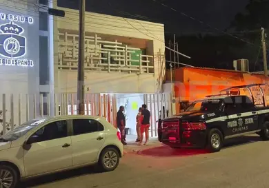 Atracan inmueble del Colegio Español