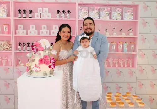 Festejo doble para la pequeña Sofía
