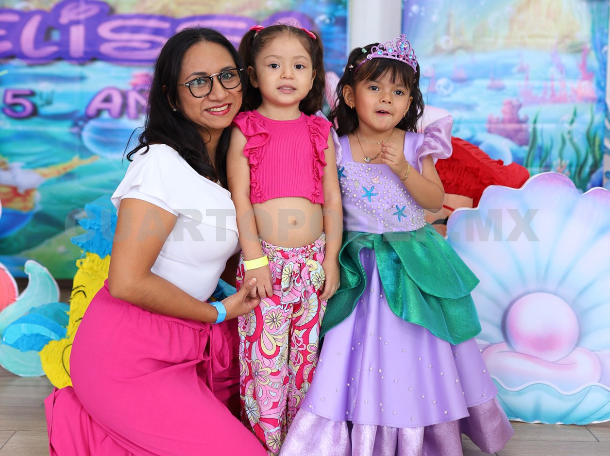 ¡Muchas felicidades, Elissa!