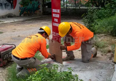 Colocan señalamientos en zonas de inundación