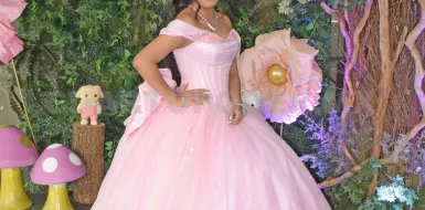 Los maravillosos quince de Valeria
