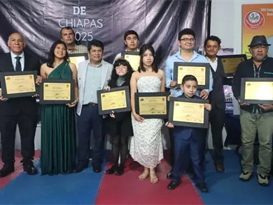 Entregan premios a lo mejor del deporte