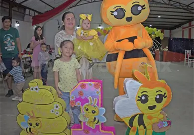 ¡María Paula celebra su primer añito!