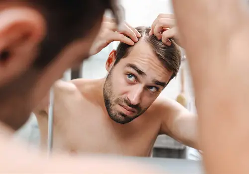 Alimentos que aceleran la caída del cabello