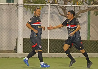 Recursos Humanos Salud levanta el título Recursos Humanos Salud levanta el título