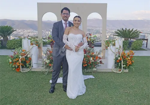 Carlos Gustavo y Abril Rubí