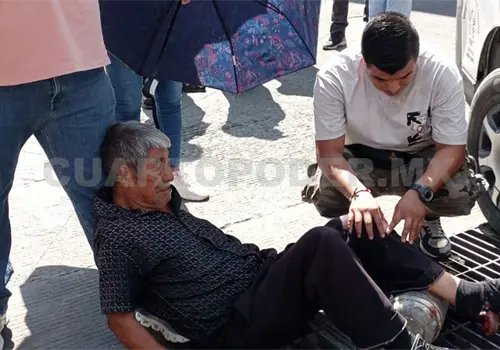 Colectivo atropella a octogenario