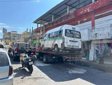 Colectivo atropella a octogenario