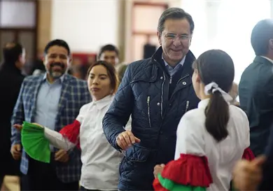 Rechazan presuntas actividades políticas en EE. UU.