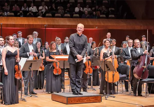 Galas apoyarán a estudiantes Galas apoyarán a estudiantes