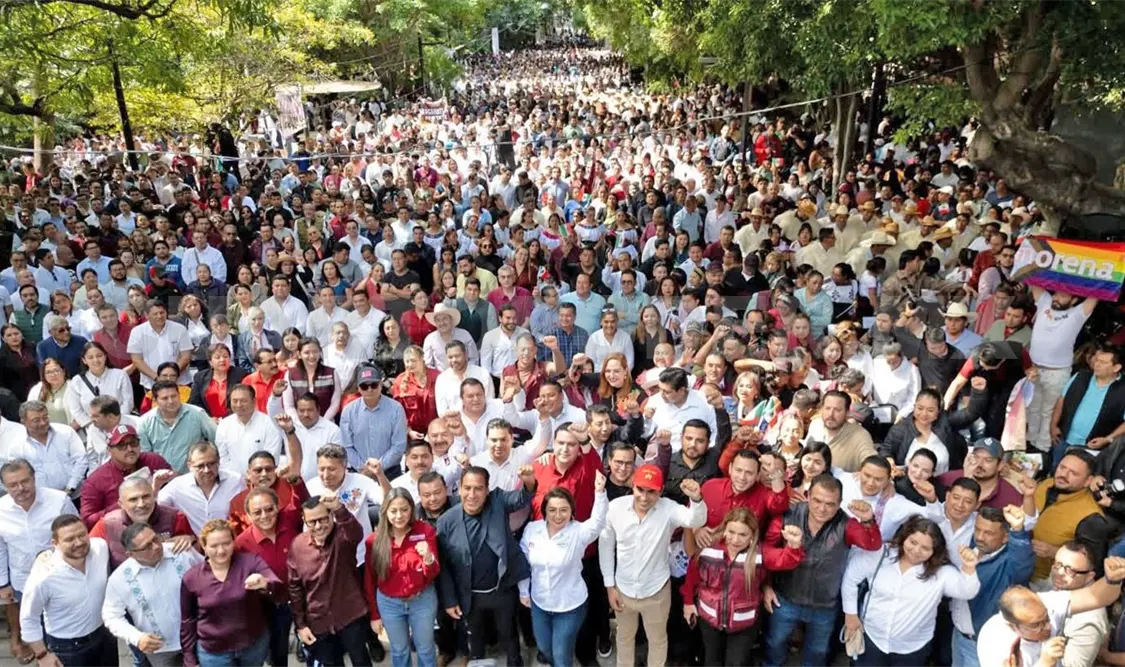 Refrendó su respaldo a la presidenta de la República y la reconoció como una mandataria valiente. CP