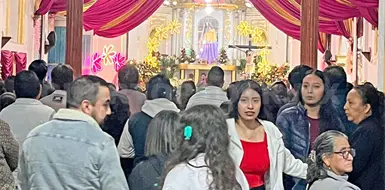 Cientos veneran a la virgen de la Candelaria