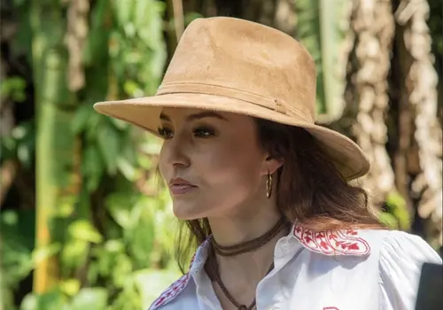 Boyer mantiene firmes sus raíces