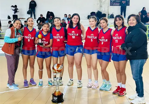 Tuxtla reina en el Estatal Ademeba 2008