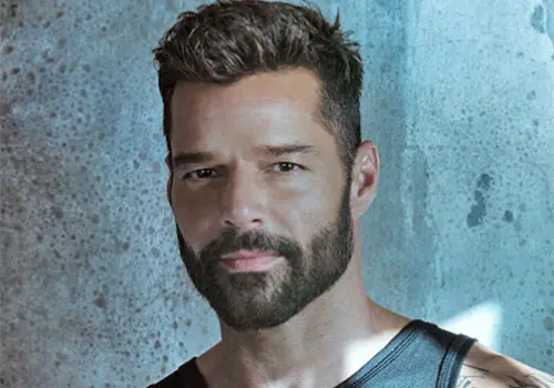 Ricky tiene problemas con visiones Ricky tiene problemas con visiones