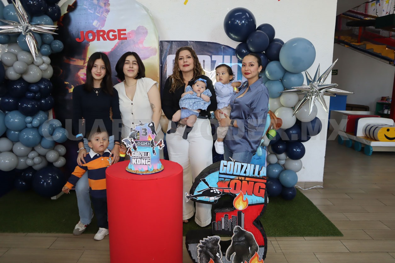 Jorge cumple 3 años