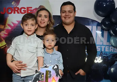 Jorge cumple 3 años