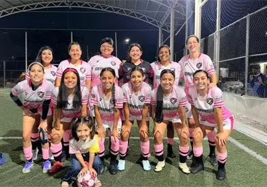 Las novatas sorprenden en su inicio Las novatas sorprenden en su inicio