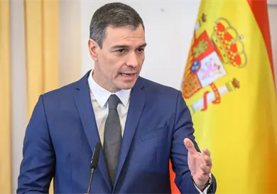 España niega cooperación militar con EE.UU.