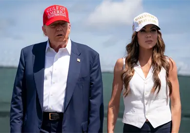 Anuncian cese de Kristi Noem