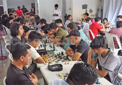 Euclides Herrera domina el tablero Euclides Herrera domina el tablero