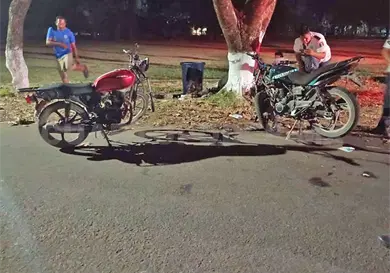 Menores terminan estampados por hacer “carreritas” Menores terminan estampados por hacer “carreritas”