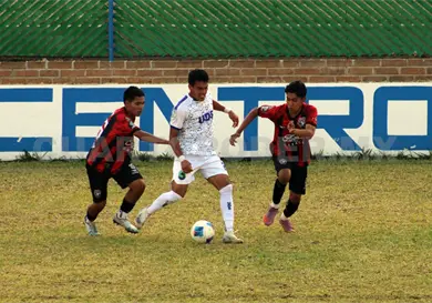 Victoria en casa para salir del bache Victoria en casa para salir del bache