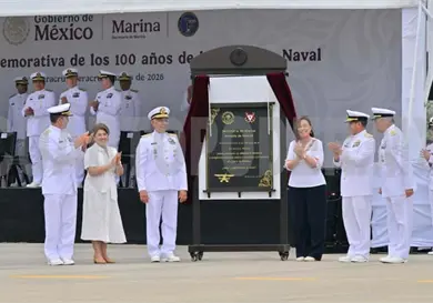 Marina conmemora 100 años de Aviación Naval