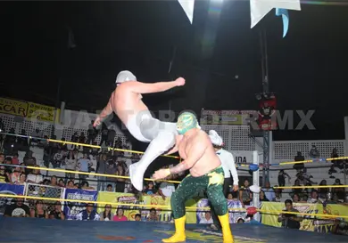 Revancha llena de rudeza y polémica Revancha llena de rudeza y polémica