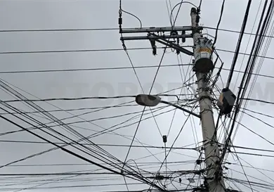 Rachas de viento dejan sin luz al municipio de Chilón