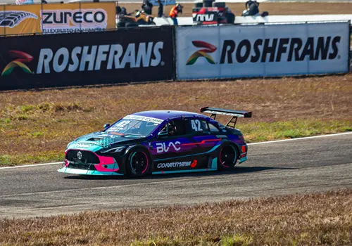 Calientan motores para la tercer carrera