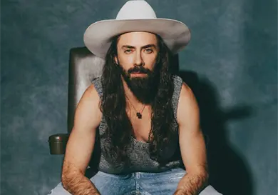 Jay de la Cueva toca con Molotov Jay de la Cueva toca con Molotov