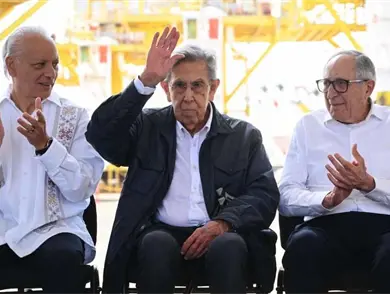 Anuncian creación de Comisión Consultiva del Petróleo