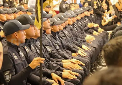 Primera generación de cadetes, 112 graduados