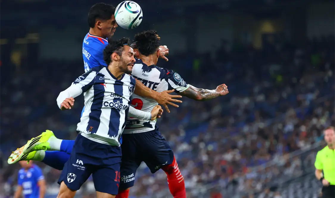 Cruz Azul consiguió su pase a los cuartos de final de la Concachampions al vencer a Rayados de Monterrey en los octavos. Agencias