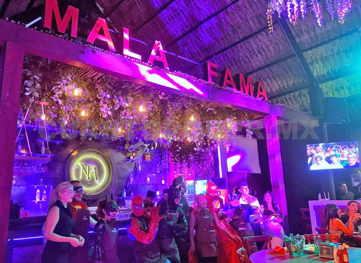 Jóvenes abren restaurante en Tuxtla