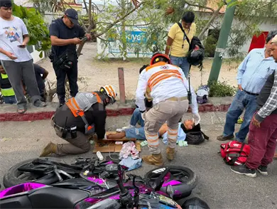 Lo atropellan en calzada y termina fracturado Lo atropellan en calzada y termina fracturado