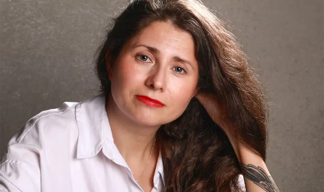 La escritora celebró el galardón, pues dijo que confirma una vocación y mucho empeño invertido en desarrollarla. Cortesía