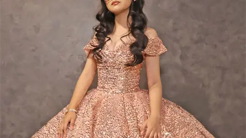 Camila Aitana disfruta su fiesta de ensueño