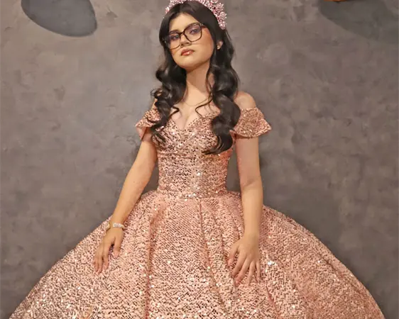 Camila Aitana disfruta su fiesta de ensueño