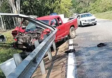 Queseros salen del camino y se accidentan Queseros salen del camino y se accidentan