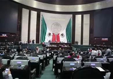 Pensiones doradas y Plan B, prioridades actualmente